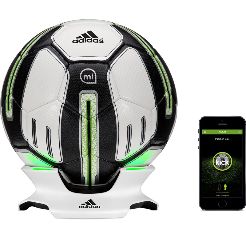 Умный футбольный мяч — Adidas miCoach smart ball
