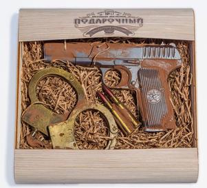 Шоколадный набор Пистолет с патронами и наручники