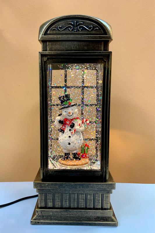 Новогодний декоративный фонарик «Снеговик в телефонной будке»